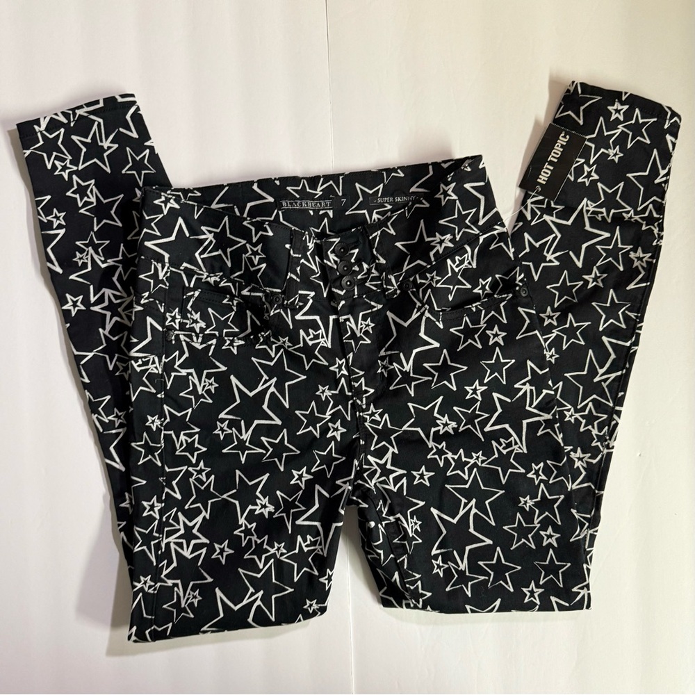 NWT Hot Topic Blackheart Star Super Skinny Black Jeans